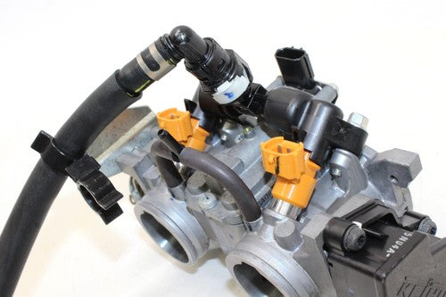 2016 Honda Cbr500r Main Fuel Injectors / Throttle Bodies