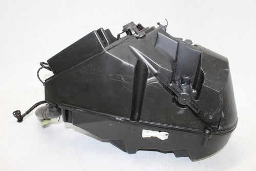 17-20 Ducati Super Sport 939 Main Fuel Injectors / Throttle Bodies AND AirboxOEM