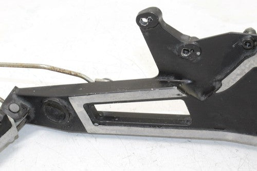 1986-87 Kawasaki Ninja 1000r Zx1000a Right Rearset Rear Set Driver Foot Peg Rest