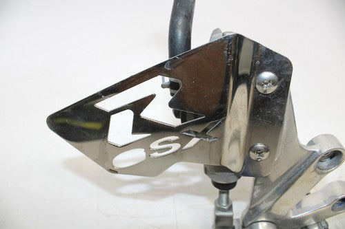 2003 Suzuki Gsxr750 Right Rearset Rear Set Driver Foot Peg Rest Stop