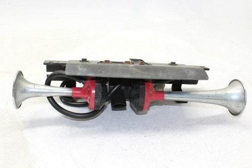 1983-1984 Kawasaki Voyager 1300 Zn1300a Air Horns