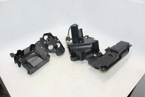 2006 Yamaha V Star 1100 Xvs1100aw Classic Battery Tray Box Holder