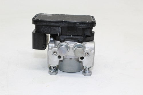 2016 Triumph Speed Triple R Abs Abs Pump Unit Module OEM.