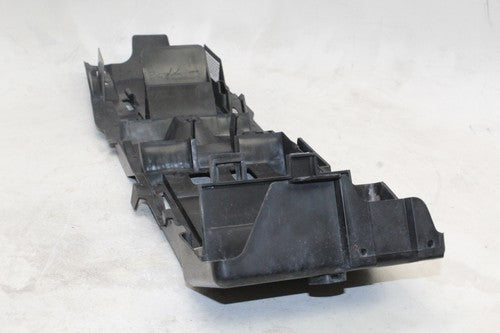 2006-07 Suzuki Gsxr600 750 Rear Tail Undertail Battery Tray Plastic 63111-01h00
