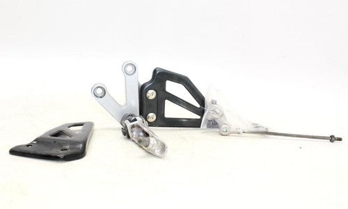 01-03 Suzuki Gsxr600 Left Rear Back Passenger Peg OEM
