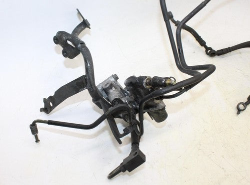 2002 Honda Interceptor 800 Vfr800 Brake Caliper Hoses Lines