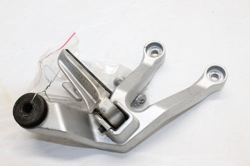 2003-2007 Suzuki Sv1000s SV1000 Right Rear Back Passenger PEG OEM