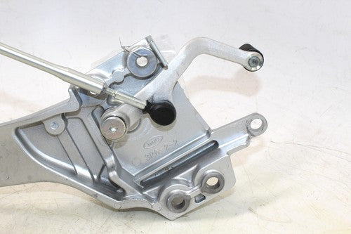 2009 Yamaha Fjr1300a Abs Right Left Rearsets Rear Set Driver Foot Pegs