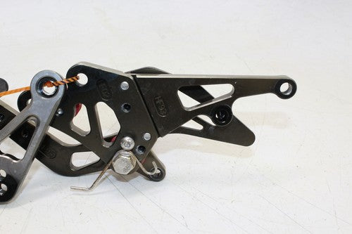 2007 Yamaha Yzf R1 Right Rearset Rear Set Driver Foot Peg Rest Stop Arashi