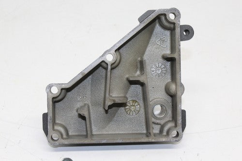 08-16 Yamaha Yzf R6 Engine Motor Breather Box OEM