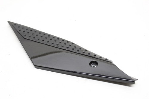 2020 YAMAHA YZF-R1 LEFT GAS TANK PANEL COVER TRIM COWL B3l-24129-00