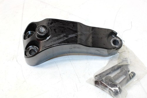 2005 Kawasaki Zr7s Zr750 Rear Brake Caliper Hanger Back Mounting Bracket