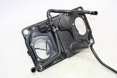 2015 Ducati 899 Panigale Main Fuel Injectors / Throttle Bodies