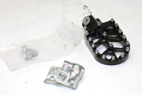 22 Suzuki Drz400sm Pedal
