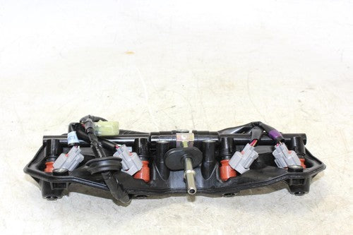 2010 Yamaha Yzf R1 Secondary Fuel Injectors Top Airbox Gas Rail