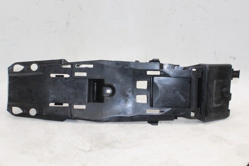 2007-08 Suzuki Gsxr1000 Rear Tail Undertail Battery Tray Plastic 63111-21h00 OEM