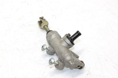 2000 Suzuki Gs500e REAR Back Brake Master Cylinder OEM