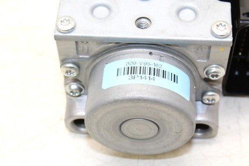 13-16 Triumph Daytona 675r Brake Pump OEM