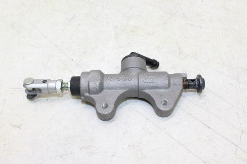 2006 Yamaha Yzf R6s Rear Back Brake Master Cylinder With Reservoir