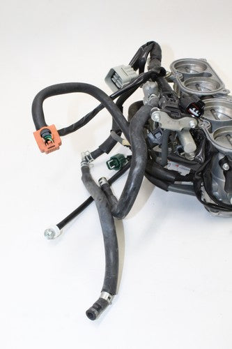 2007 2006-15 Yamaha Fz1 Fz1-S OEM THROTTLE BODIES BODY / FUEL INJECTORS