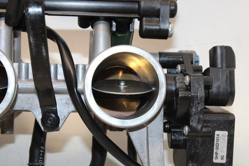 2014 Kawasaki Ninja 650 Ex650f Abs Main Fuel Injectors / Throttle Bodies
