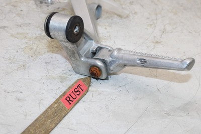 2000 HONDA CBR900RR OEM RIGHT REAR BACK PASSENGER PEG
