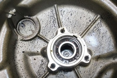 2000 DUCATI MONSTER 750 OEM STATOR MAGNETO ALTERNATOR GENERATOR COVER