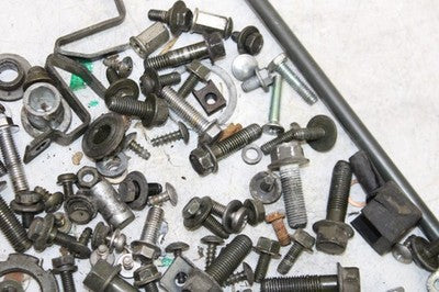 2004 YAMAHA VINO 125 XC125 OEM ENGINE MOUNTING BOLTS HARDWARE MOTOR SCREWS