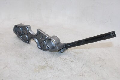2006 SUZUKI KATANA 750 GSX750F OEM FORKS UPPER TRIPLE TREE CLAMP