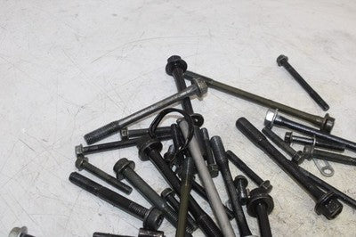 04-09 SUZUKI GSXR 600 OEM ENGINE MOUNTING BOLTS HARDWARE MOTOR SCREWS