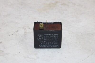 80-81 SUZUKI GS250T OEM TURN SIGNAL BLINKER RELAY FLASHER SWITCH