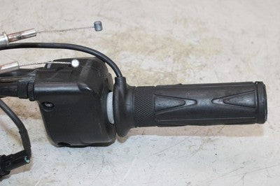 17-19 KAWASAKI Z650 EX650GJ OEM RIGHT CLIP ON HANDLE KILL OFF START SWITCH