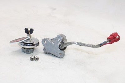 2002 YAMAHA V STAR 650 XVS650A CLASSIC OEM IGNITION LOCK KEY SET W/ GAS CAP