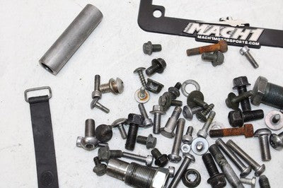2002 YAMAHA V STAR 650 XVS650A CLASSIC OEM ENGINE MOUNTING BOLTS MOTOR SCREWS