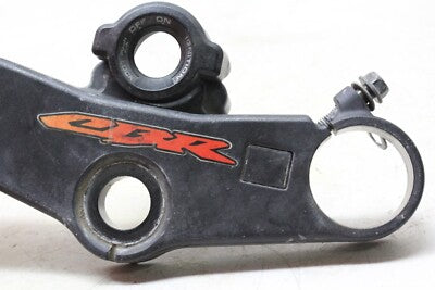 03-04 HONDA CBR600RR OEM FORKS UPPER TRIPLE TREE CLAMP