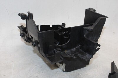 04-10 KAWASAKI VULCAN 2000 VN2000A OEM BATTERY TRAY BOX HOLDER