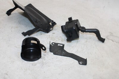 2008 YAMAHA V STAR 1100 XVS1100 CUSTOM OEM MOUNT BRACKET SET