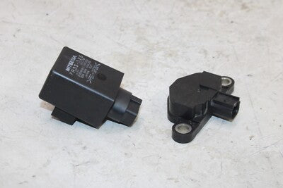 13-15 HONDA CB500X OEM TURN SIGNAL BLINKER RELAY FLASHER SWITCH W TIP OVER