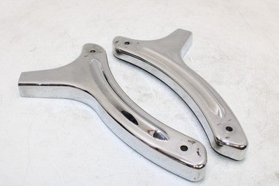 1999 YAMAHA ROAD STAR XV1600A OEM REAR PASSENGER FENDER GRAB RAIL PAIR