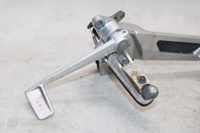 04-12 YAMAHA FJR1300A ABS OEM RIGHT REARSET REAR SET DRIVER FOOT PEG REST STOP