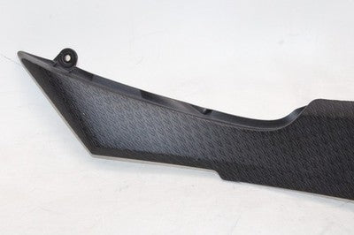 11 KAWASAKI VERSYS 650 KLE650CF OEM RIGHT GAS TANK FUEL CELL COVER FAIRING COWL