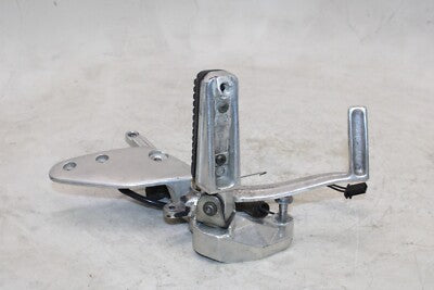 1997 YAMAHA YZF1000R OEM RIGHT REARSET REAR SET DRIVER FOOT PEG REST STOP