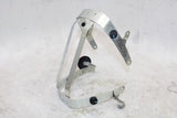 2015 SUZUKI BOULEVARD C50 VL800 OEM FRONT WHEEL FENDER BRACKET MOUNT