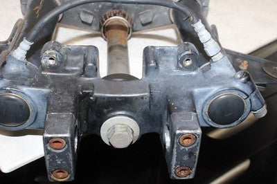 1982 KAWASAKI KZ750 OEM FRONT END COMPLETE TRIPLE TREE