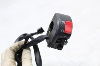 2005 KAWASAKI NINJA ZX6R OEM RIGHT CLIP ON HANDLE KILL OFF START SWITCH SWITCHES