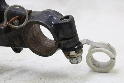 1980 YAMAHA XT250 OEM FRONT FORKS CLAMP LOWER TRIPLE TREE STEM