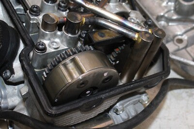 10-14 KAWASAKI CONCOURS 14 ZG1400C ABS OEM ENGINE TOP END CYLINDER HEAD