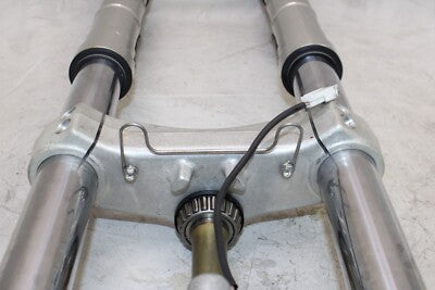 1999 TRIUMPH SPEED TRIPLE T509 OEM COMPLETE FRONT END FORKS TRIPLE TREE