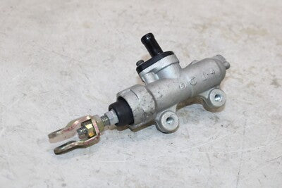 01-06 SUZUKI KATANA 750 GSX750F OEM REAR BACK BRAKE MASTER CYLINDER