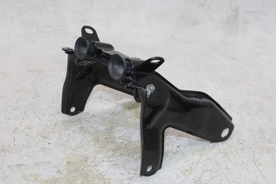2018 HUSQVARNA SVARTPILEN 401 OEM GAS TANK MOUNT BRACKET